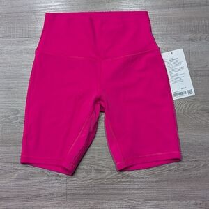 NWT Lululemon Sonic Pink High Waisted Bike Shorts 8" Inseam - Size 6